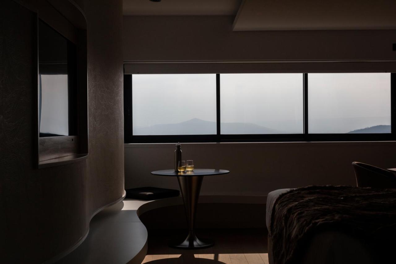 Hotel & Restaurant Origines Par Adrien Descouls - Teritoria Le Broc  외부 사진