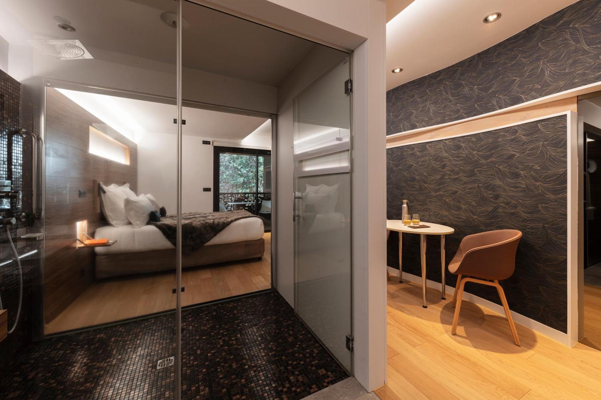 Hotel & Restaurant Origines Par Adrien Descouls - Teritoria Le Broc  객실 사진